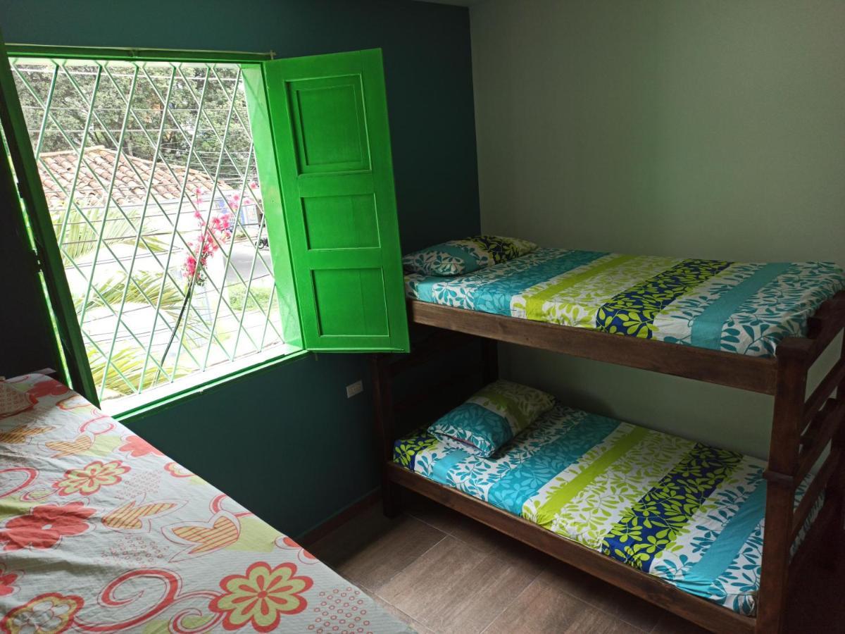 בוקארמנגה Xavihostel מראה חיצוני תמונה