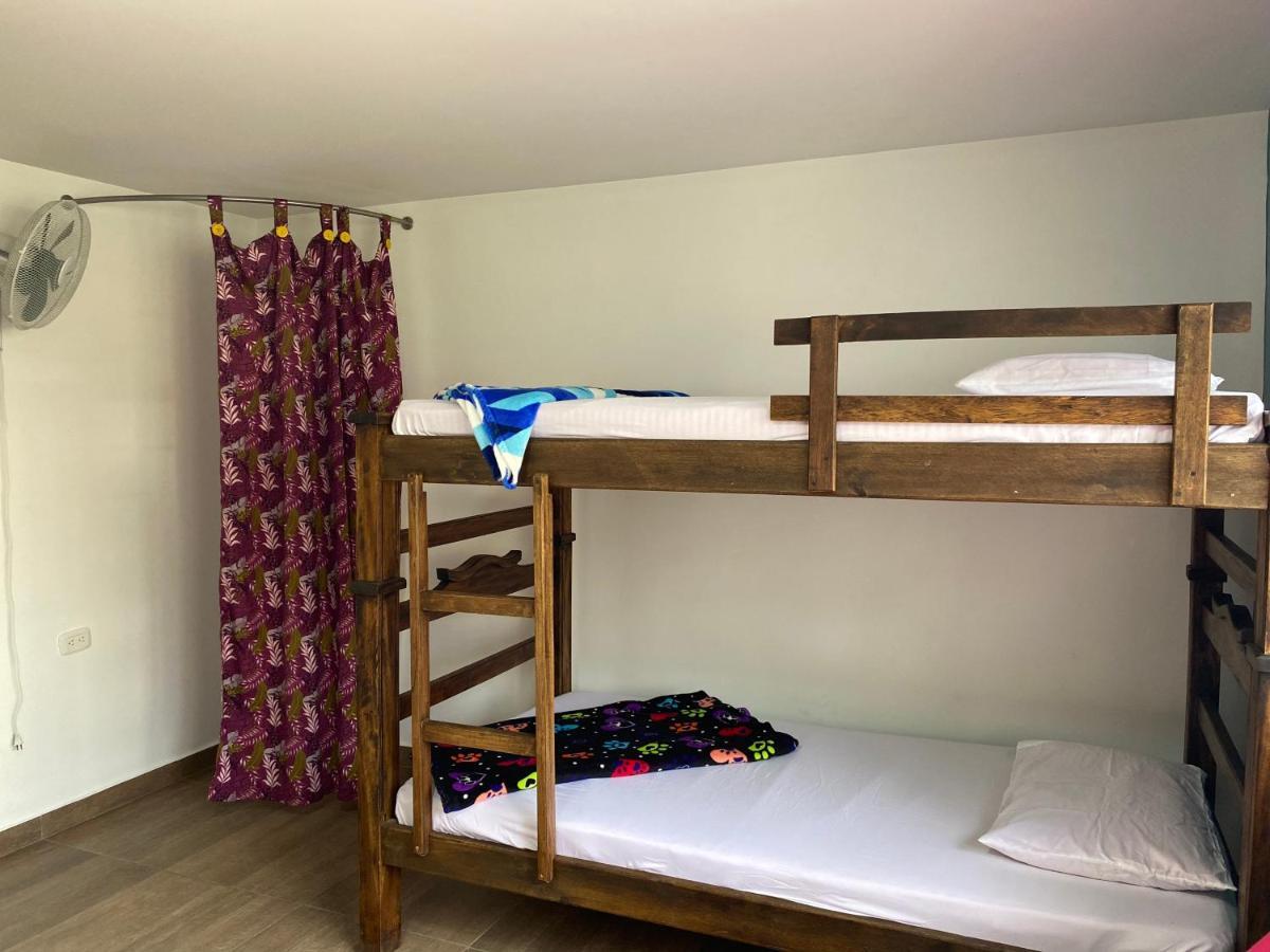 בוקארמנגה Xavihostel מראה חיצוני תמונה