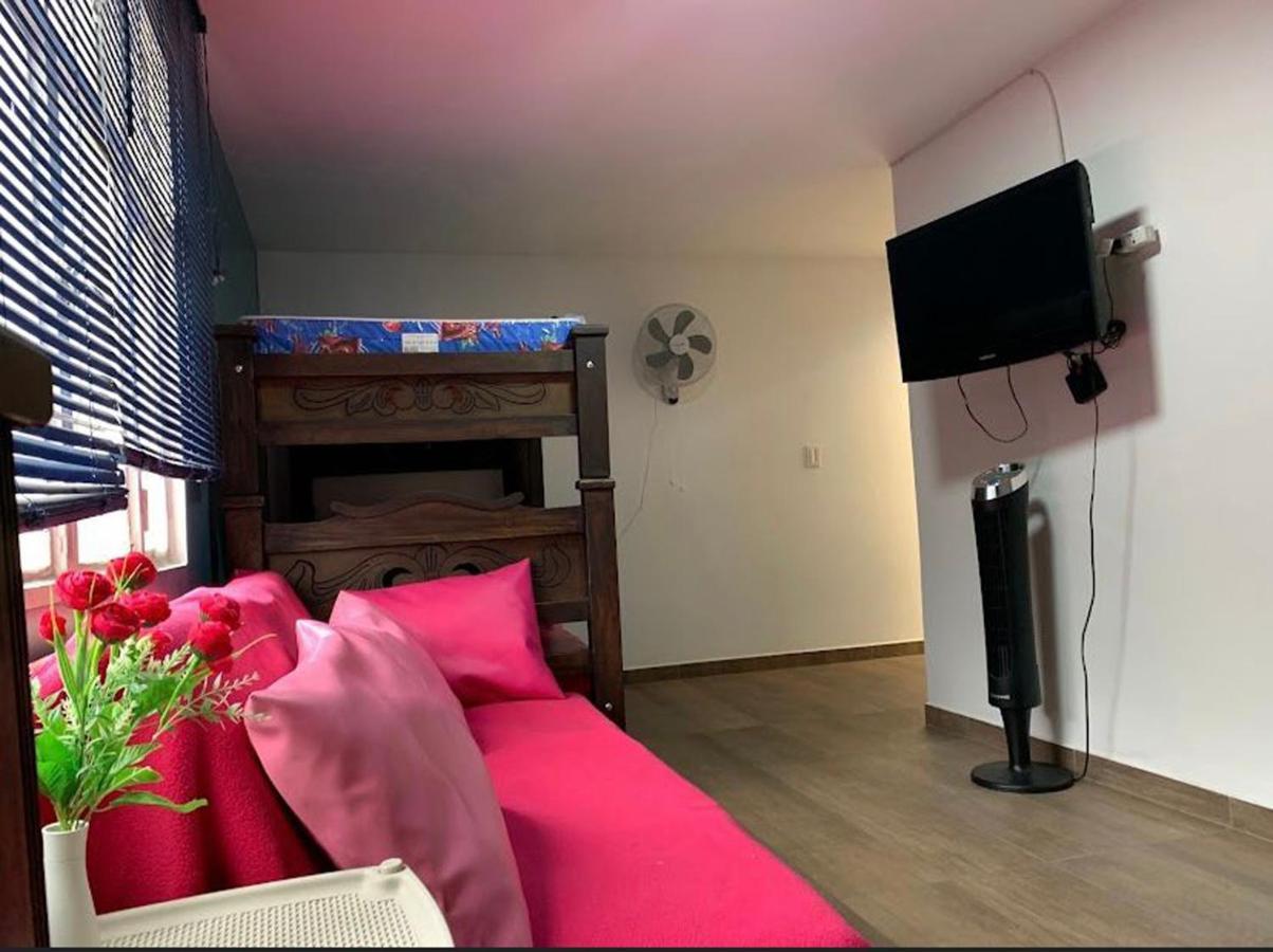 בוקארמנגה Xavihostel מראה חיצוני תמונה