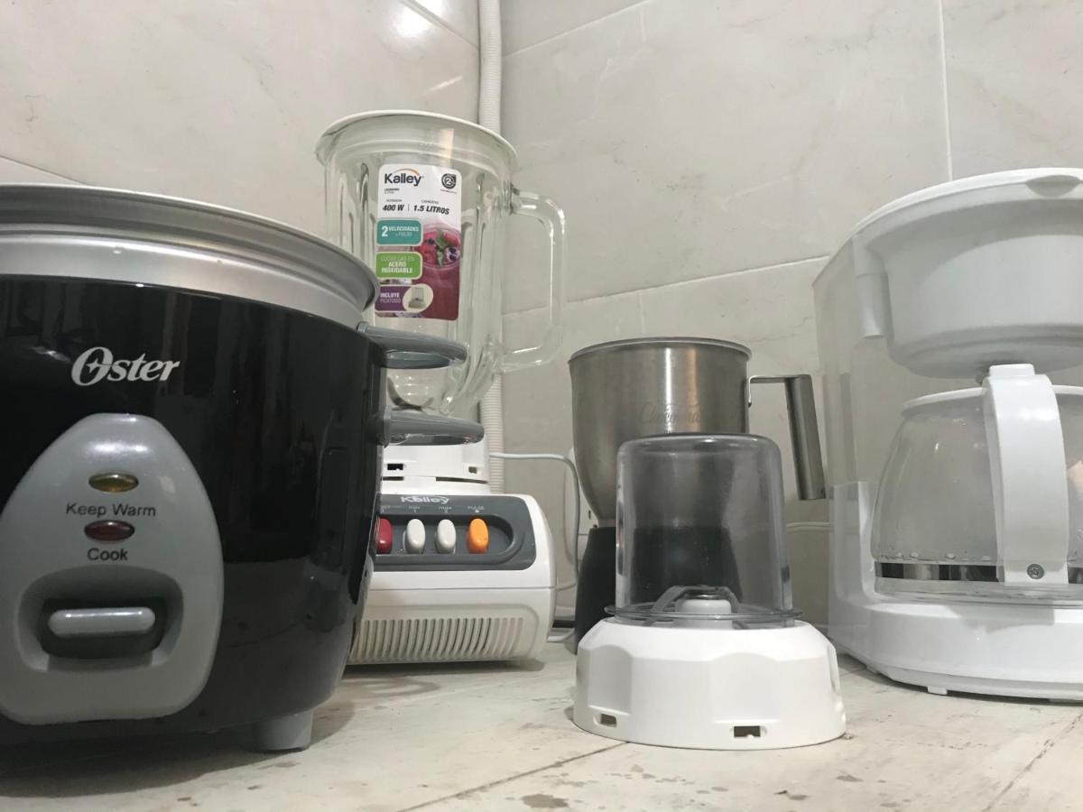 בוקארמנגה Xavihostel מראה חיצוני תמונה